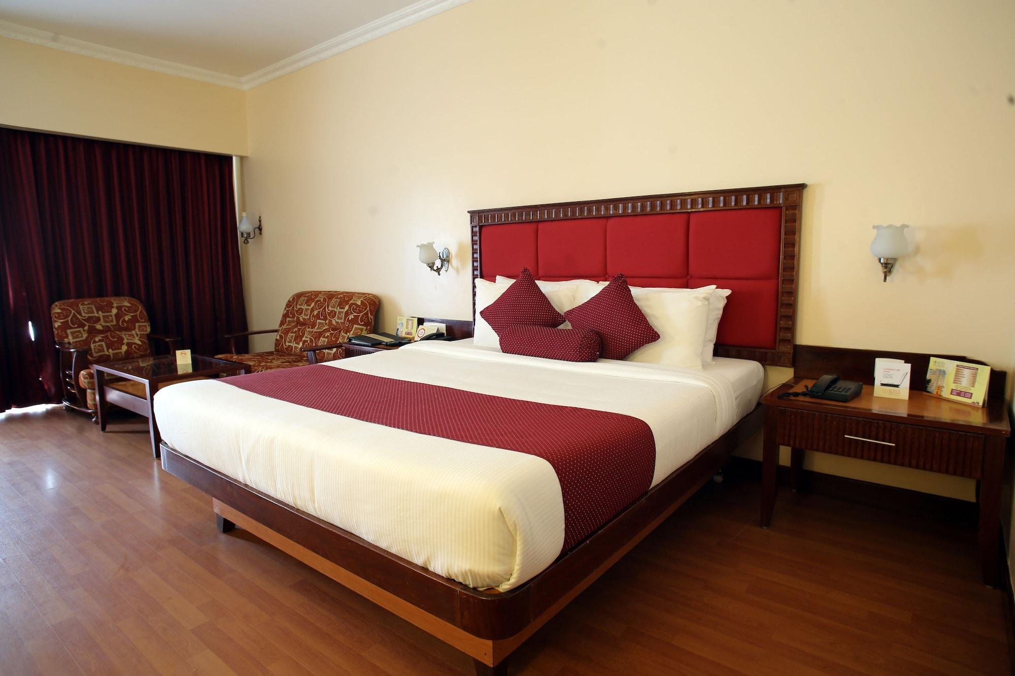 Joys Palace Hotel Thrissur Eksteriør bilde