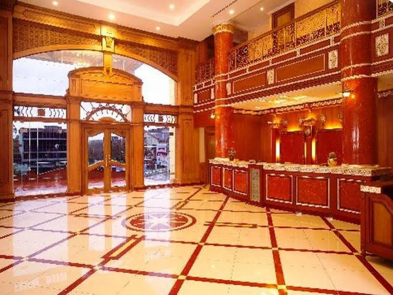 Joys Palace Hotel Thrissur Eksteriør bilde